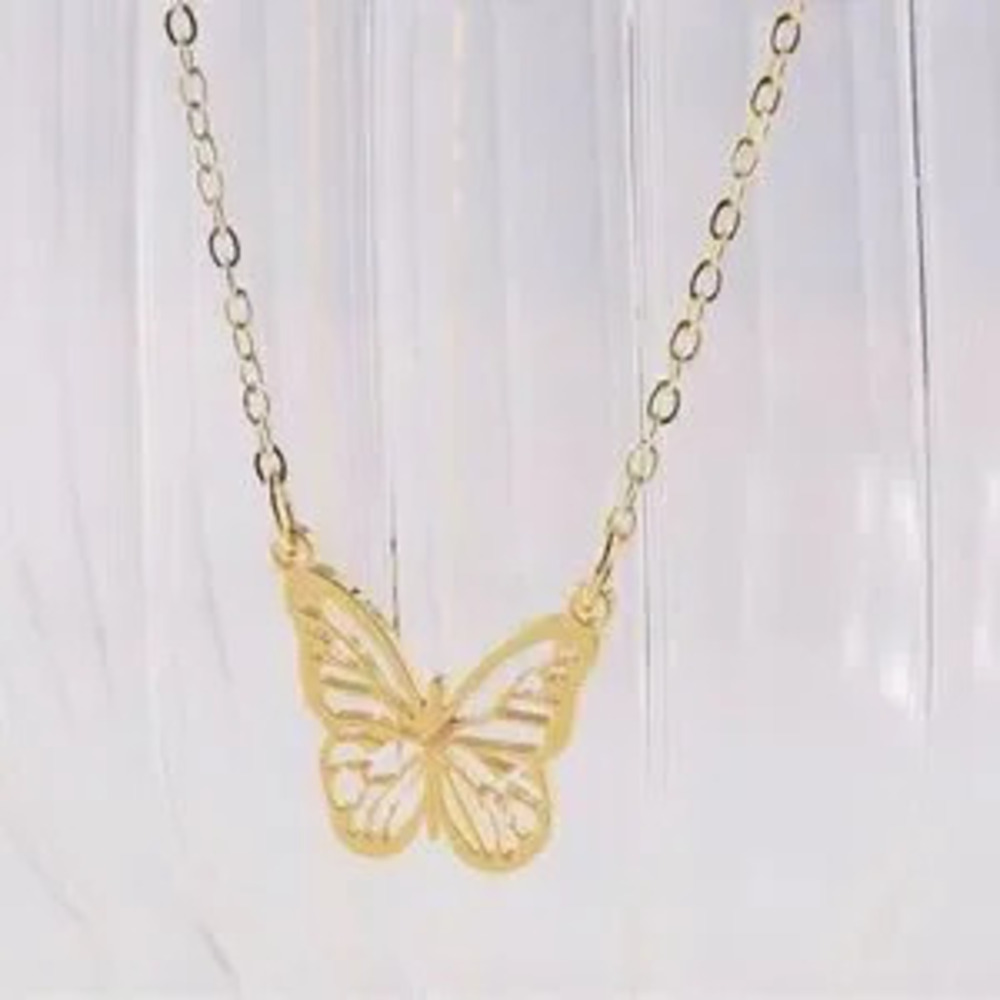 NEW?14K Gold Plated Elegant Gold Butterfly Necklace - Picture 4 of 4